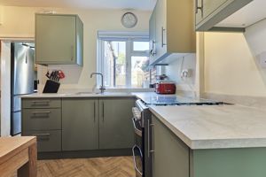 Photo 16- click for photo gallery